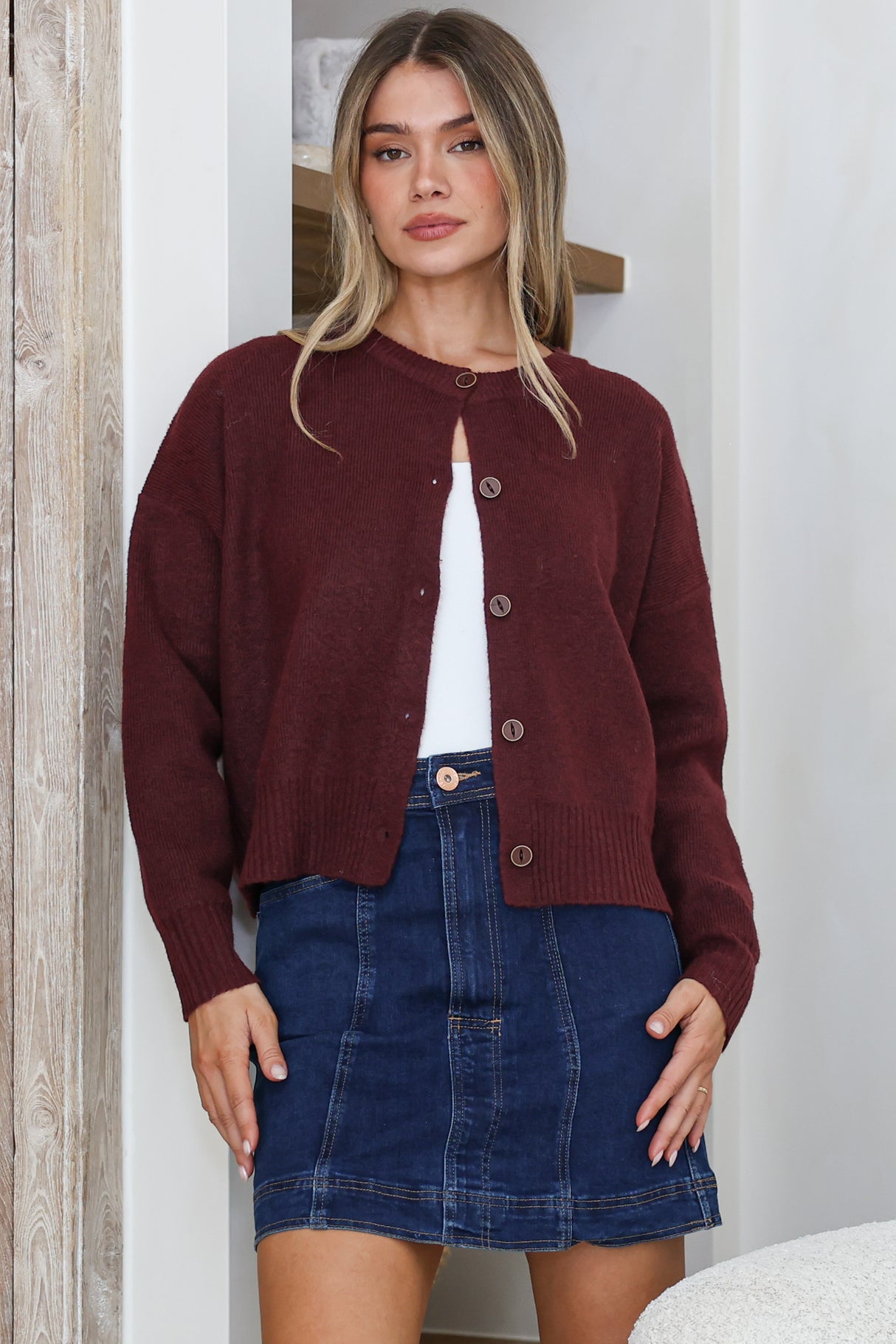 Caelan Cardigan - Crew Neck Gold Trim Matching Buttoned Crop Knit in Wine