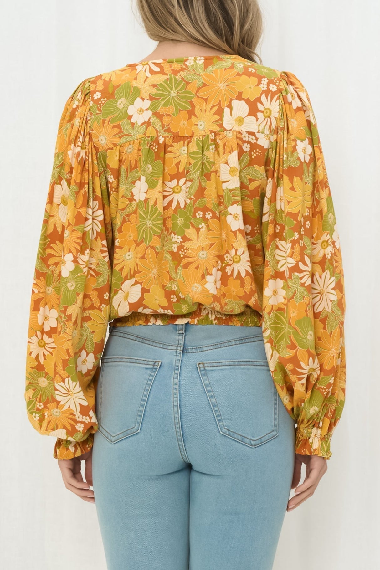 Sundays Top - Long Sleeve Crop Top with V-Neckline and Button Front in Camira Print