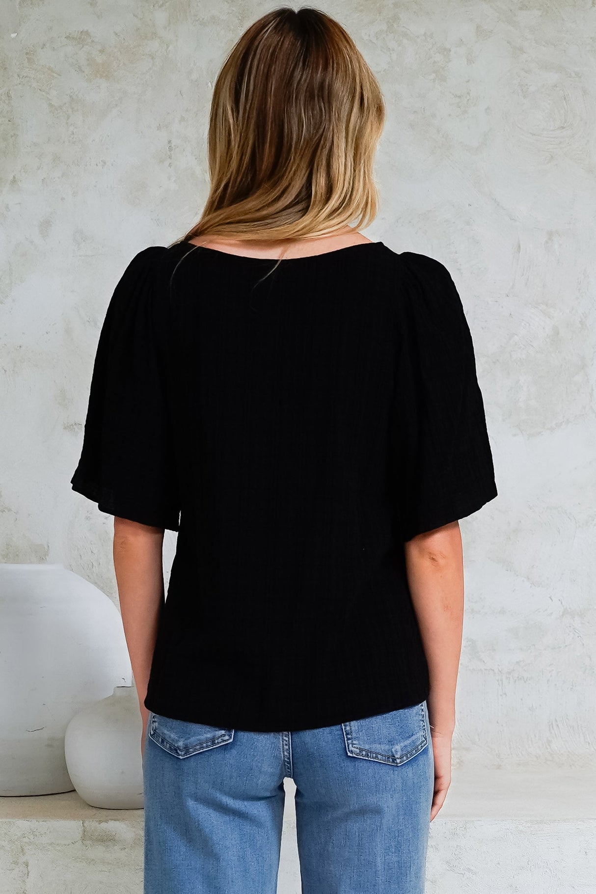 Casita Top - Scoop Neck Textured Babydoll Top with Flutter Sleeves in Black