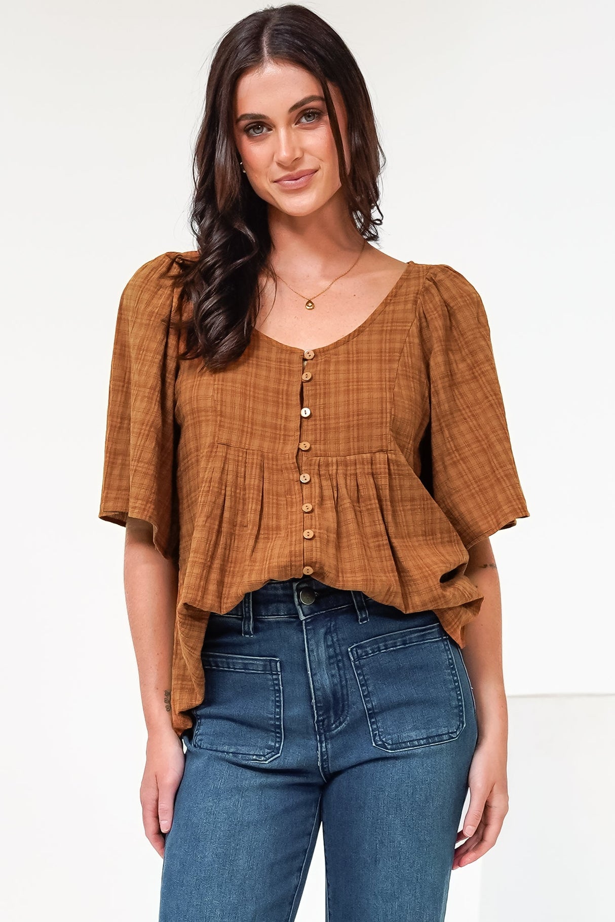 Casita Top - Scoop Neck Textured Babydoll Top with Flutter Sleeves in Tan