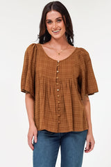 Casita Top - Scoop Neck Textured Babydoll Top with Flutter Sleeves in Tan