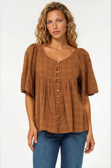 Casita Top - Scoop Neck Textured Babydoll Top with Flutter Sleeves in Tan