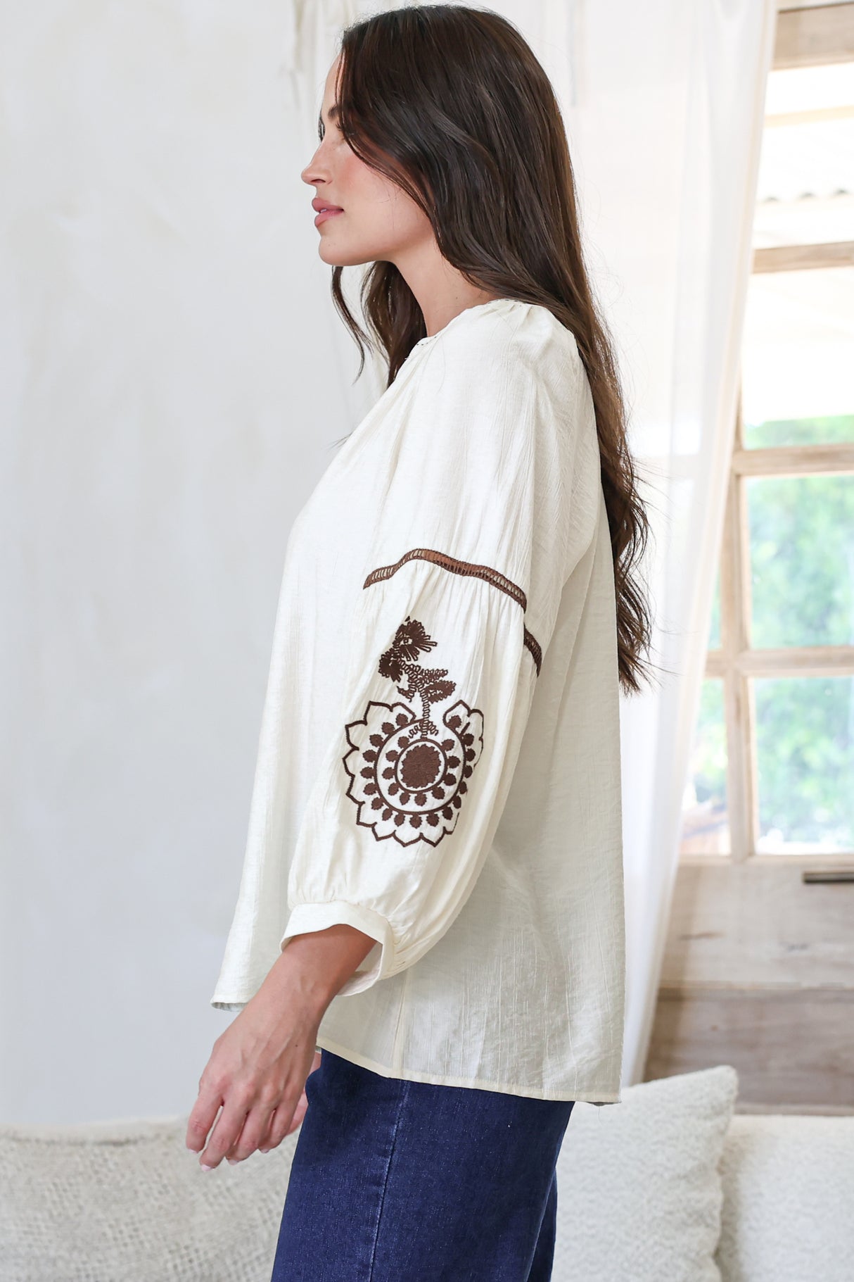 Cassel Top - Round Split Collar Pullover Embroidered Top with Balloon Sleeves in Cream