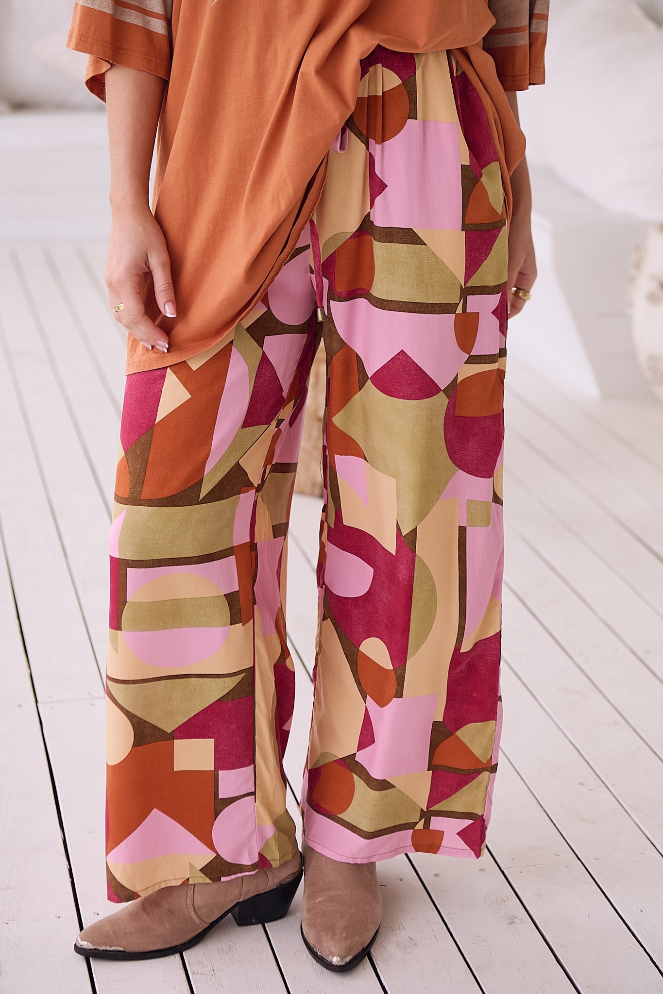 JAASE - Cici Pants: Mid Rise Relaxed Wide Leg Pant in Freya Print