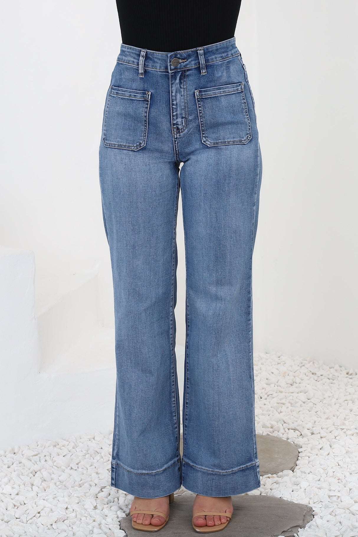 Cindy Wide Leg Jean in Mid Denim Wash