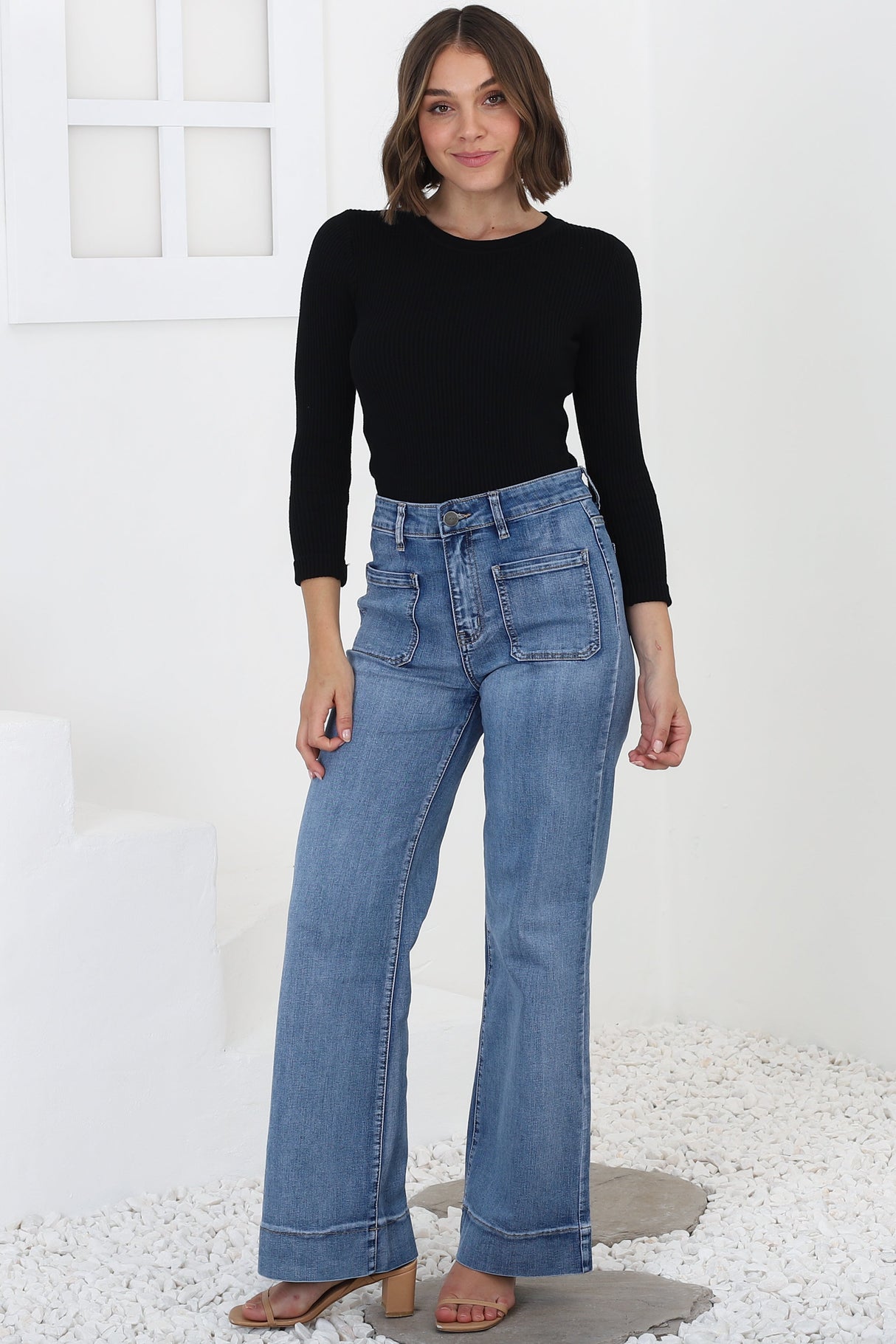 Cindy Wide Leg Jean in Mid Denim Wash