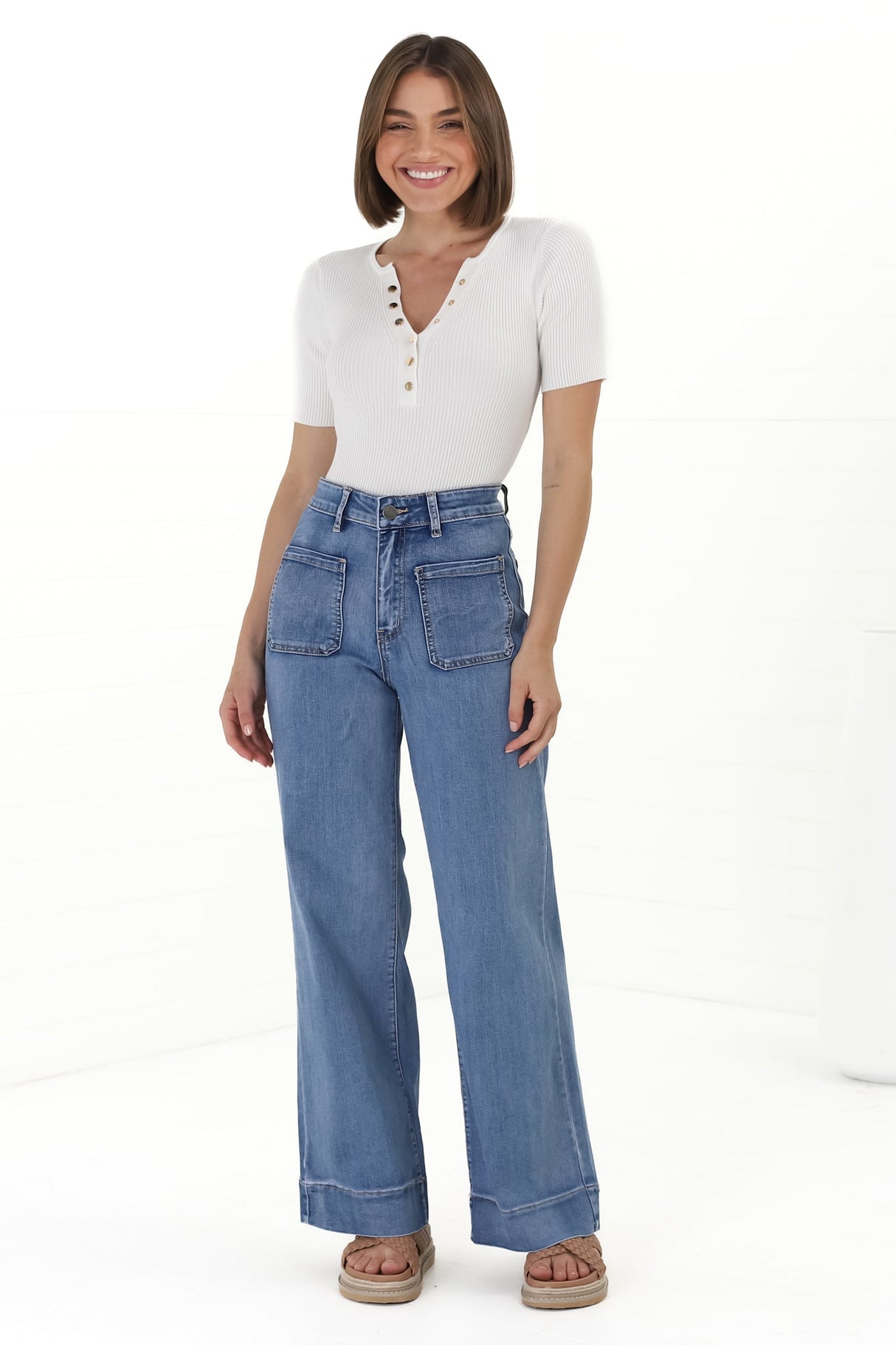 Cindy Wide Leg Jean in Mid Denim Wash