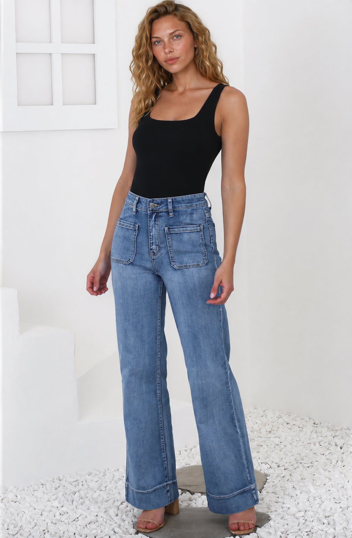 Cindy Wide Leg Jeans in Mid Denim Wash