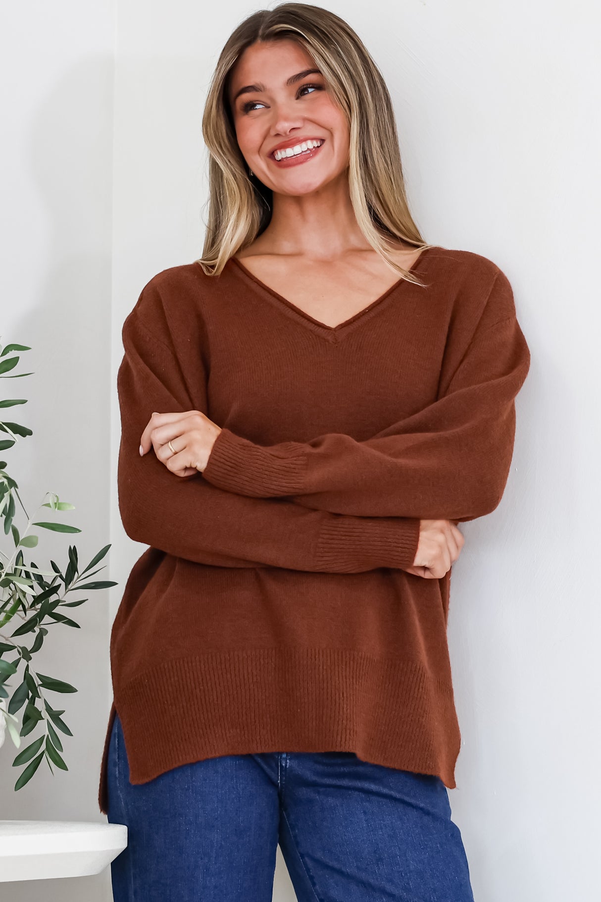 Clarke Jumper - V-Neck Batwing Sleeve Ribbed Step Hemline Knit in Rust