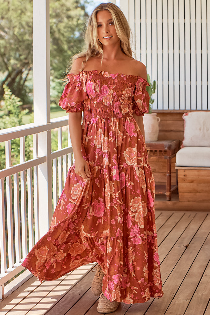 JAASE - Claudette Maxi Dress: On or Off Shoulder Elasticated Bodice Short Balloon Sleeve Dress in Woodstock Print