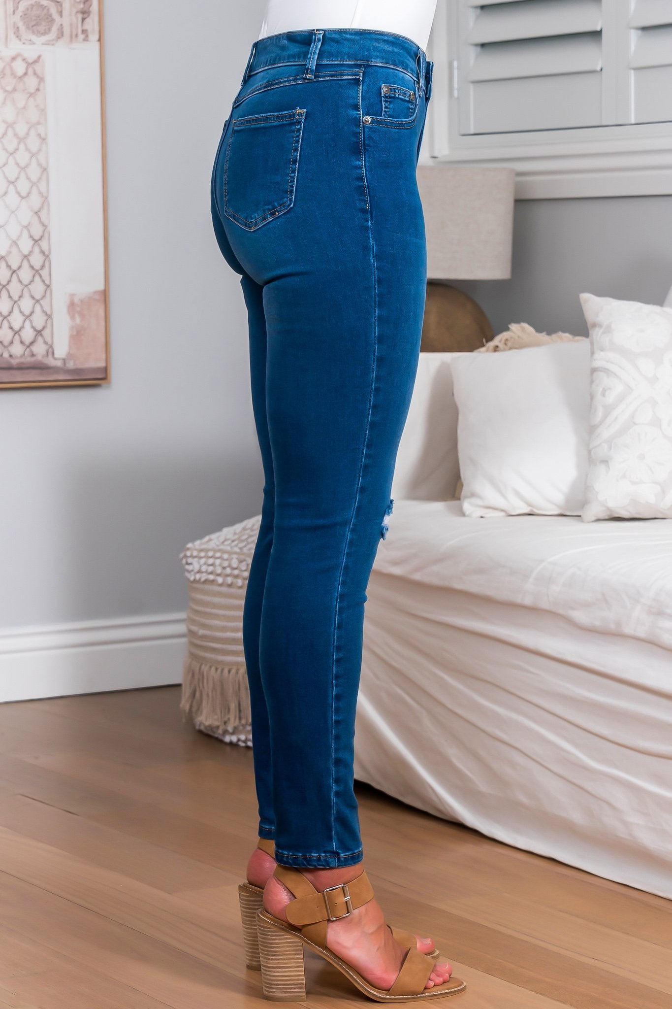 Cruise Jeans - Skinny Leg Jeans with Ripped Knees in Dark Indigo