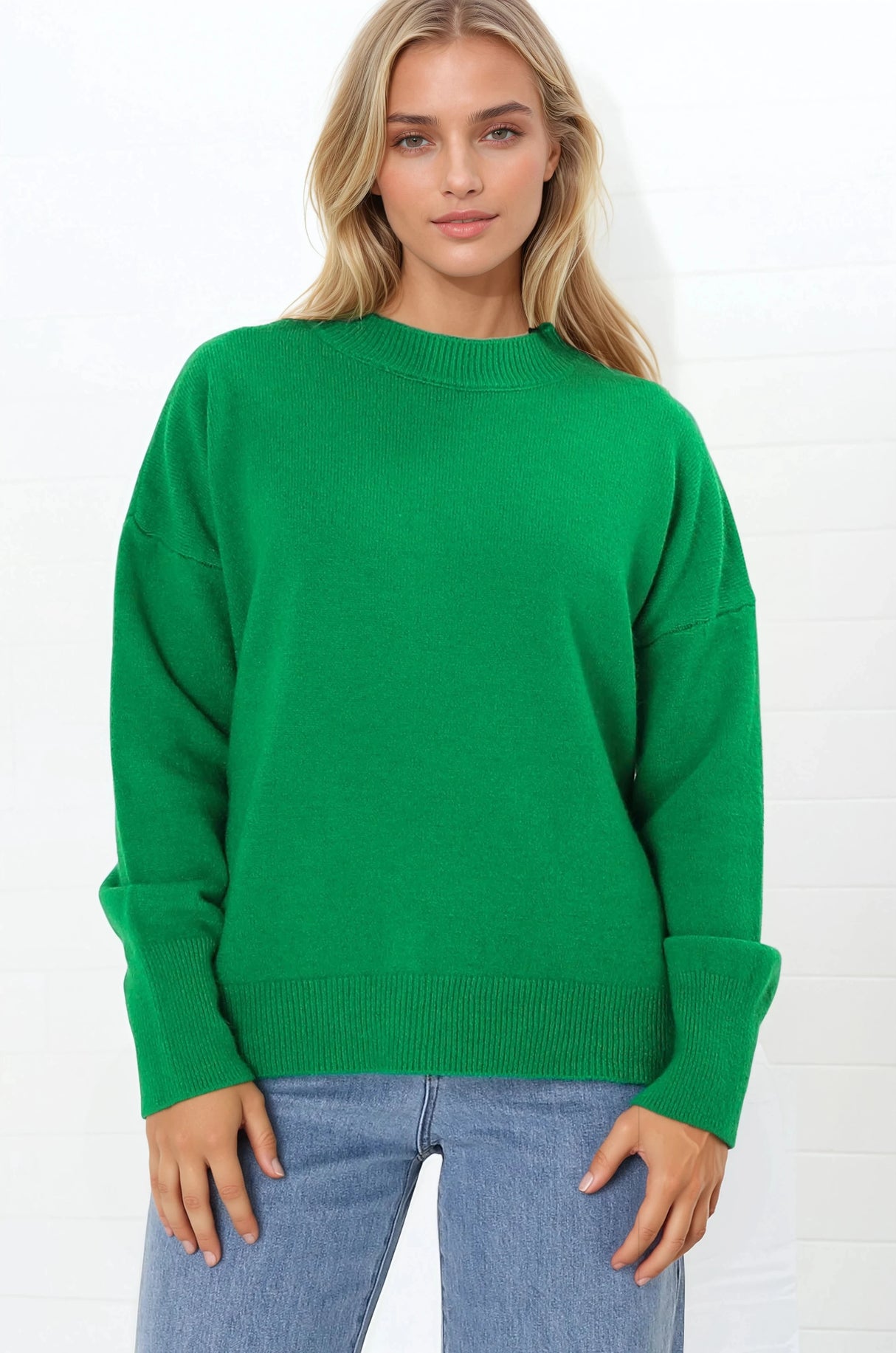 Dawn Jumper - Crew Neck Relaxed Knit Jumper in Green