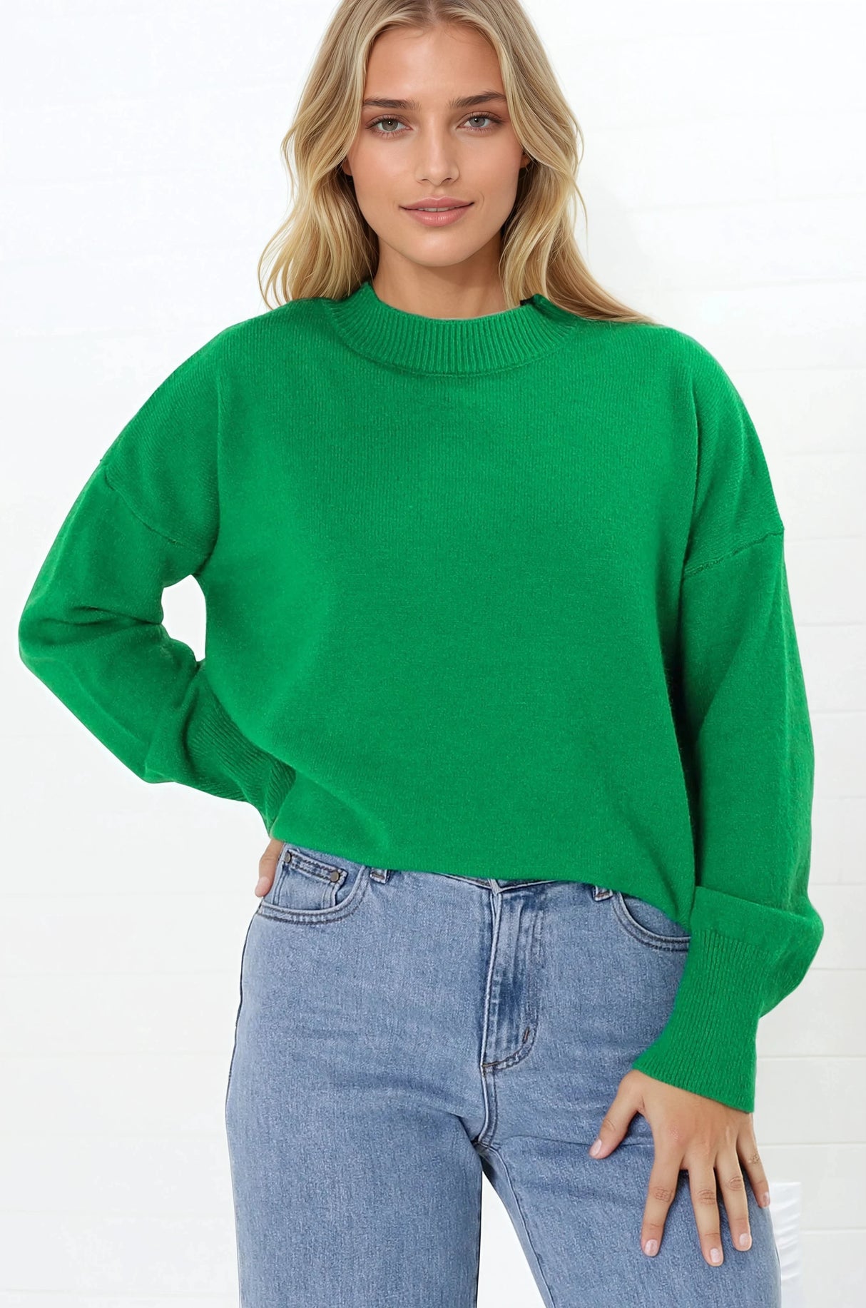 Dawn Jumper - Crew Neck Relaxed Knit Jumper in Green