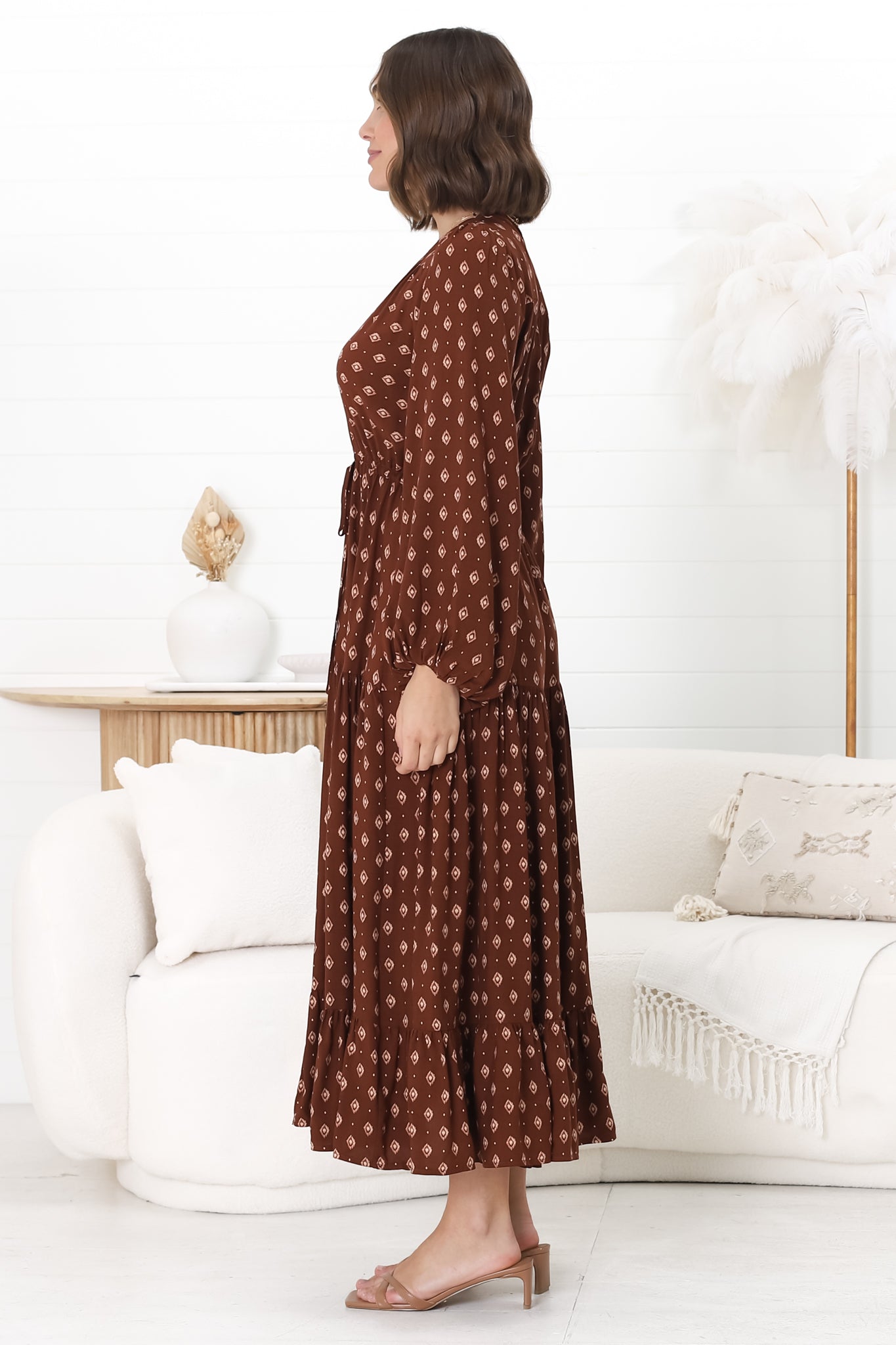 Devika Maxi Dress - Pull In Waist A Line Dress in Kendy Print