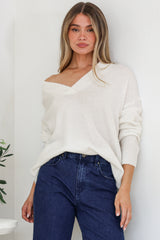 Donoven Jumper - V Neck Lightweight Knit with Ribbed Hemlines in Off White