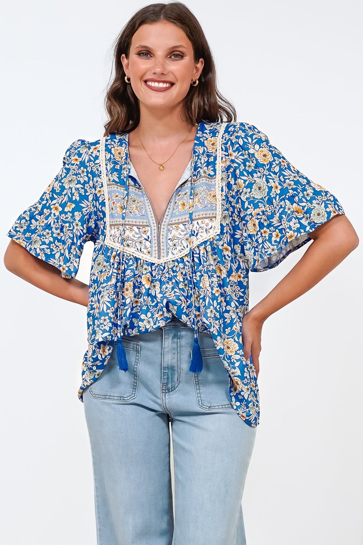 Dove Top - Relaxed Yoke Bodice Pull Over with Short Sleeves in Wynona Print Blue