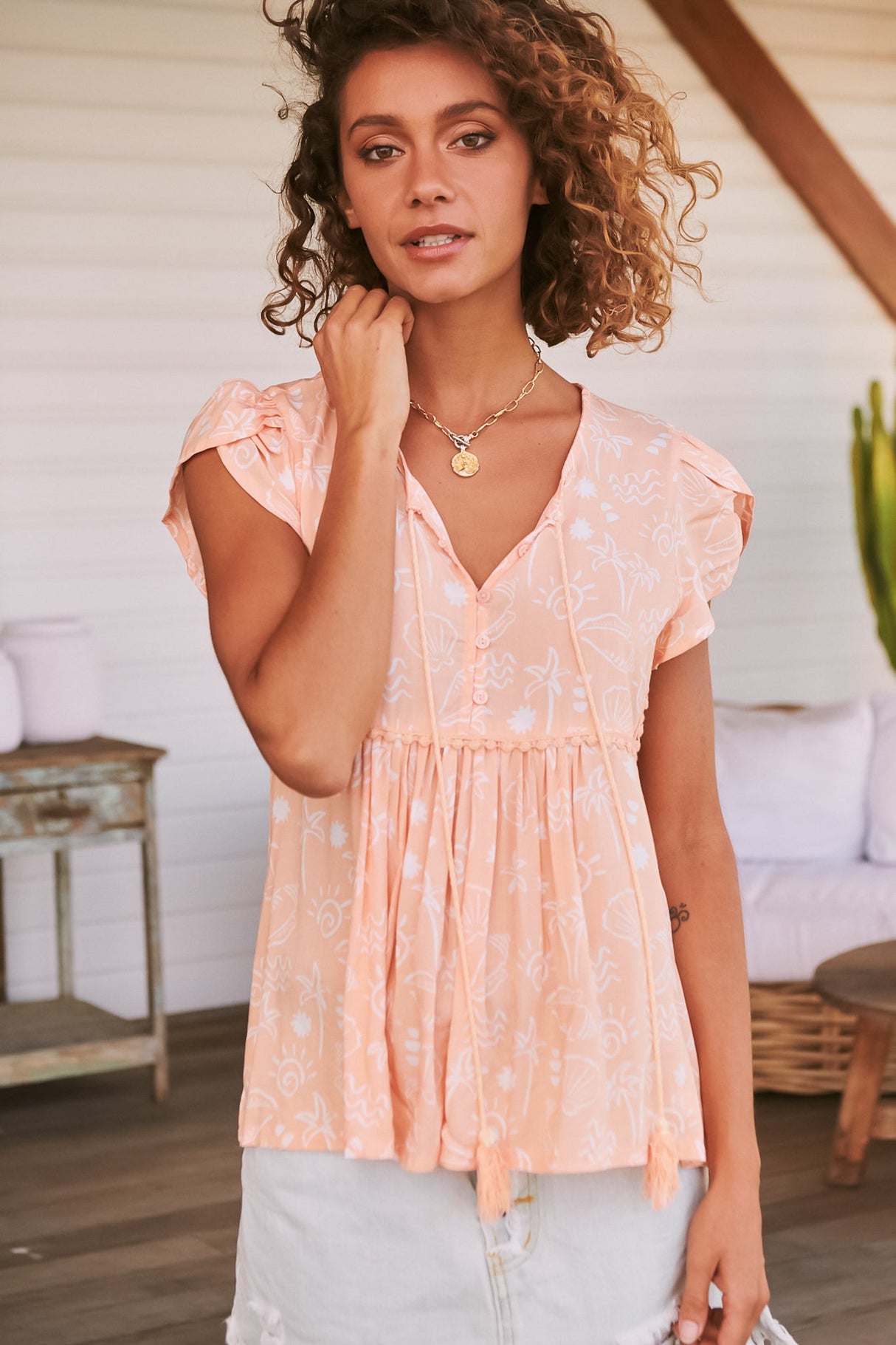 JAASE - Ella Top: Butterfly Cap Sleeve Smock Top with Neck Tie in Peach Island Print