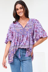 Enzo Top - Babydoll Flutter Sleeve Pullover Top  in Zaifiri Print Lilac