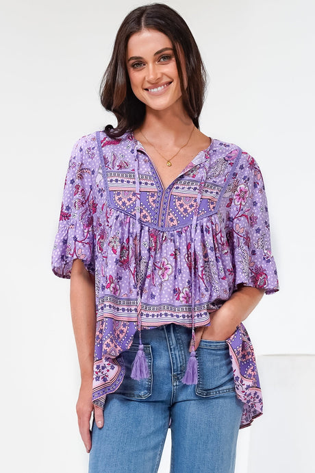 Enzo Top - Babydoll Flutter Sleeve Pullover Top  in Zaifiri Print Lilac