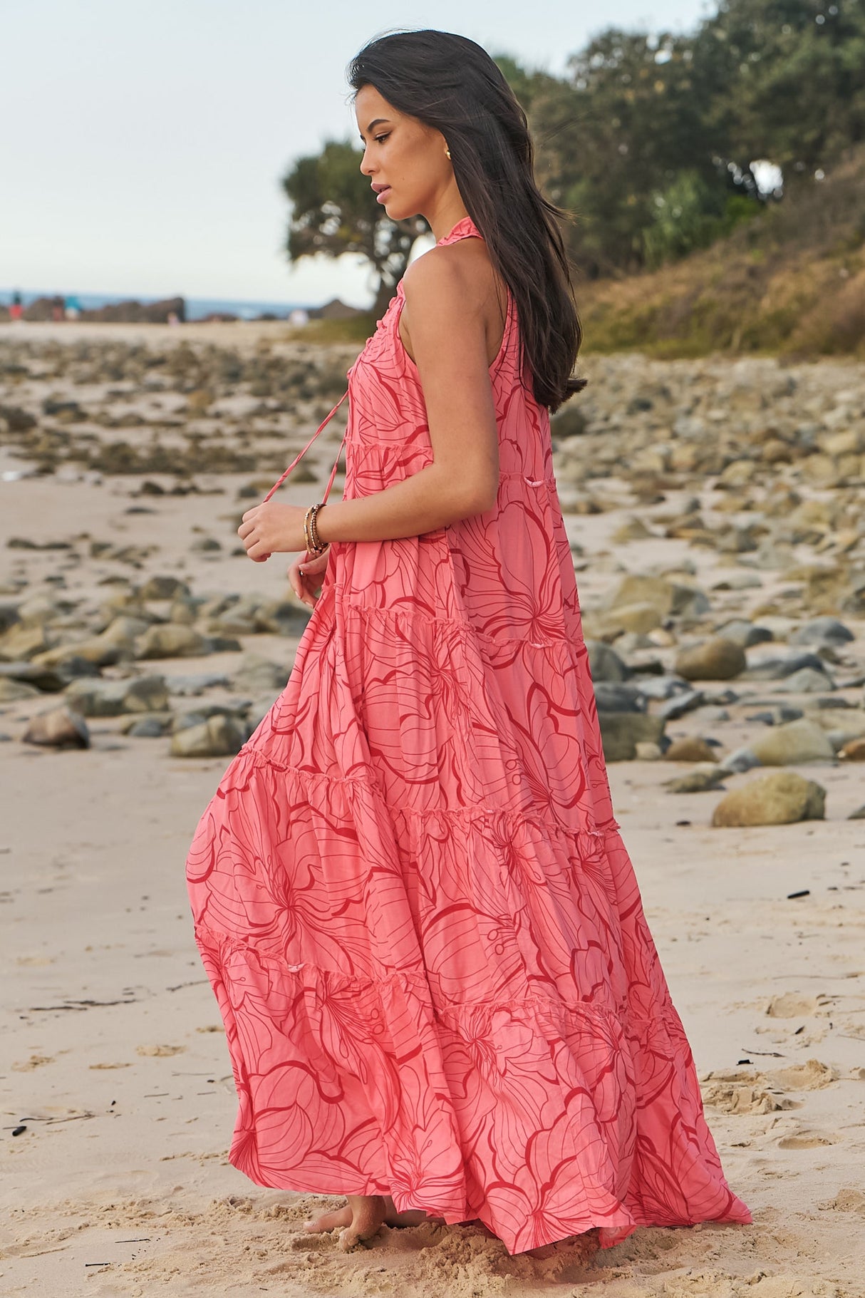 JAASE - Erryn Maxi Dress: Scoop Neckline Smock Maxi in Rosella Print