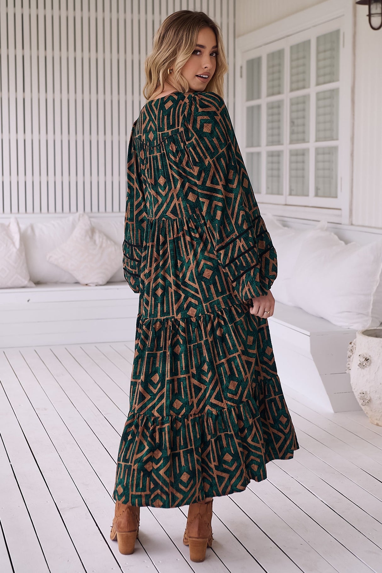 JAASE - Eve Midi Dress: V Neck Tiered Dress with Long Sleeves in Emerald Print