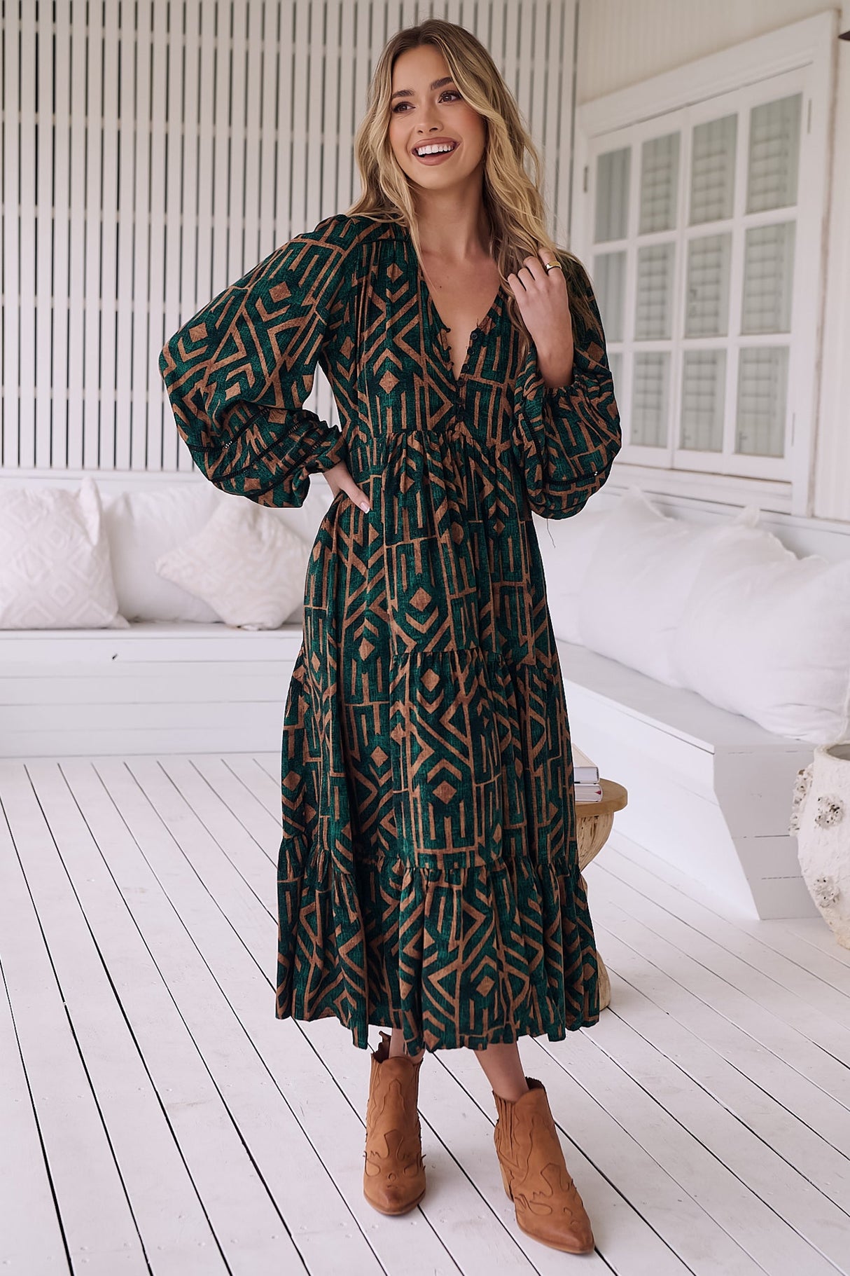 JAASE - Eve Midi Dress: V Neck Tiered Dress with Long Sleeves in Emerald Print