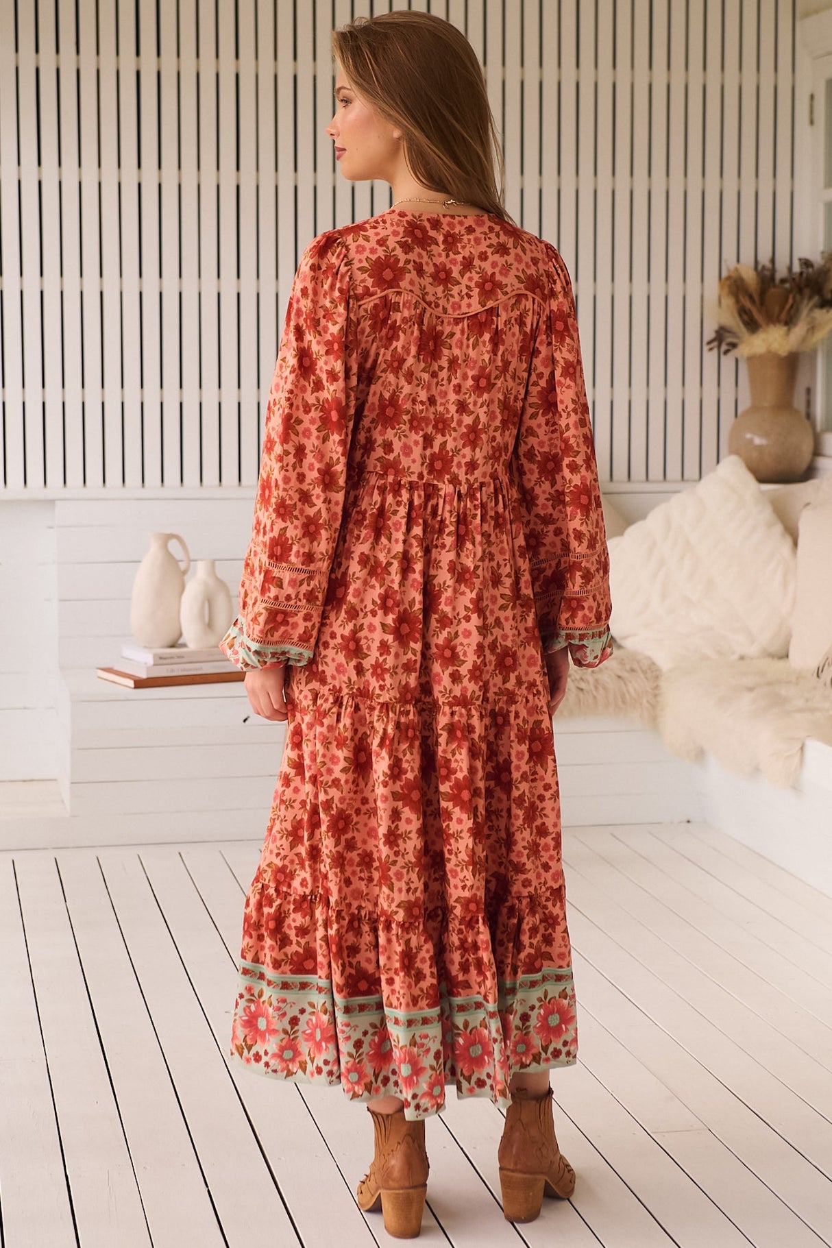 JAASE - Eve Midi Dress: V Neck Long Sleeve Tiered Dress with Option Waist Tie in Lillianna Print