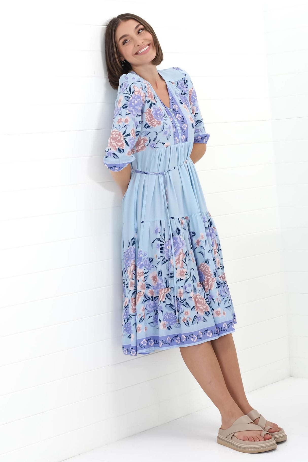 JAASE - Eve Midi Dress: V-Neck Tiered Dress with Option Waist Tie in Heaven Print