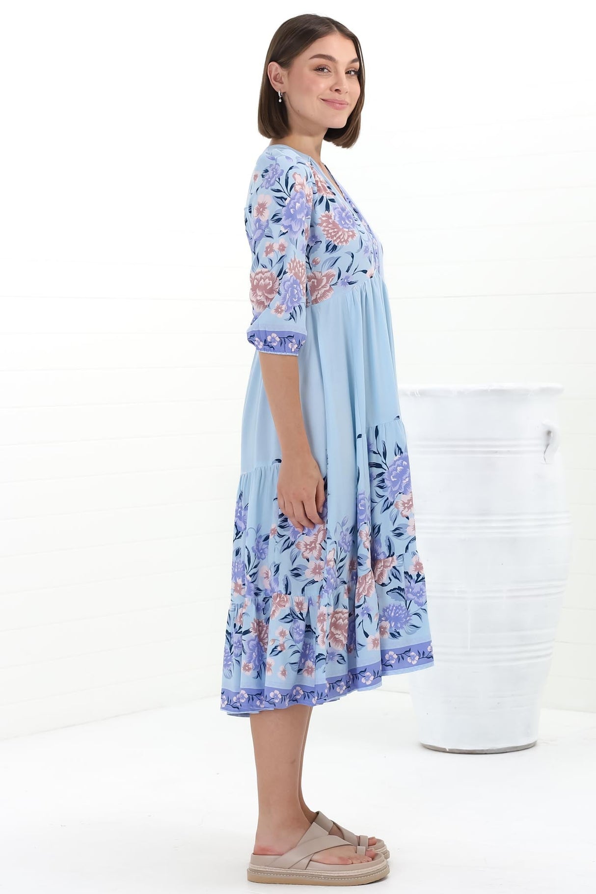 JAASE - Eve Midi Dress: V-Neck Tiered Dress with Option Waist Tie in Heaven Print