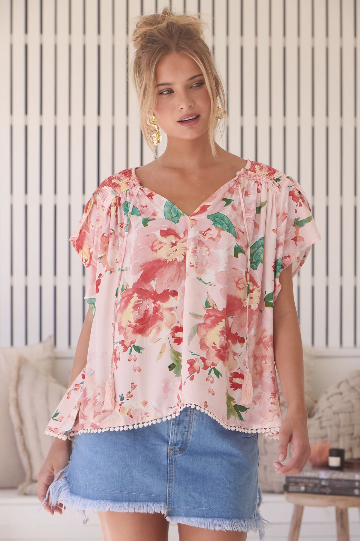 Fisico Top - High V Neck Slouchy Blouse with Crochet Trim Hemline in Alessia Print