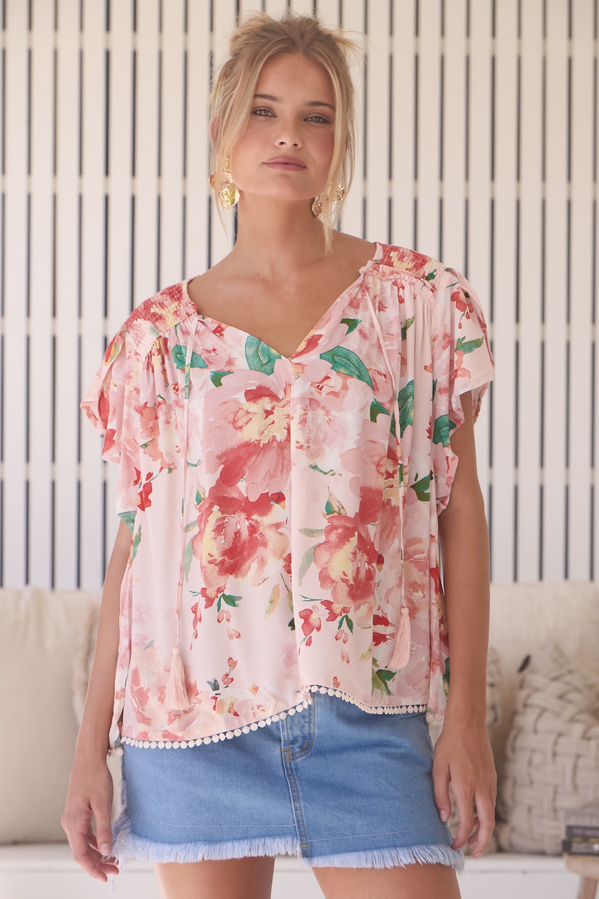 Fisico Top - High V Neck Slouchy Blouse with Crochet Trim Hemline in Alessia Print