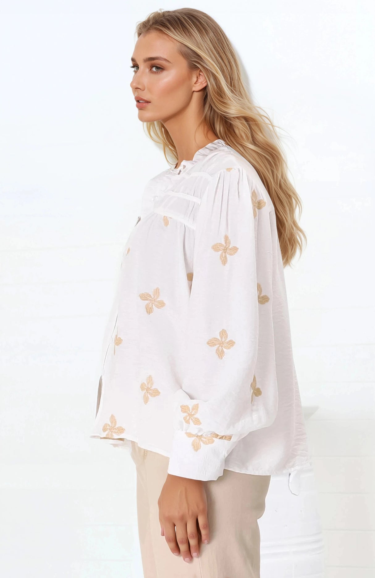 Gigi Blouse - Floral Embroidery Frill Collar Button Down Blouse in White