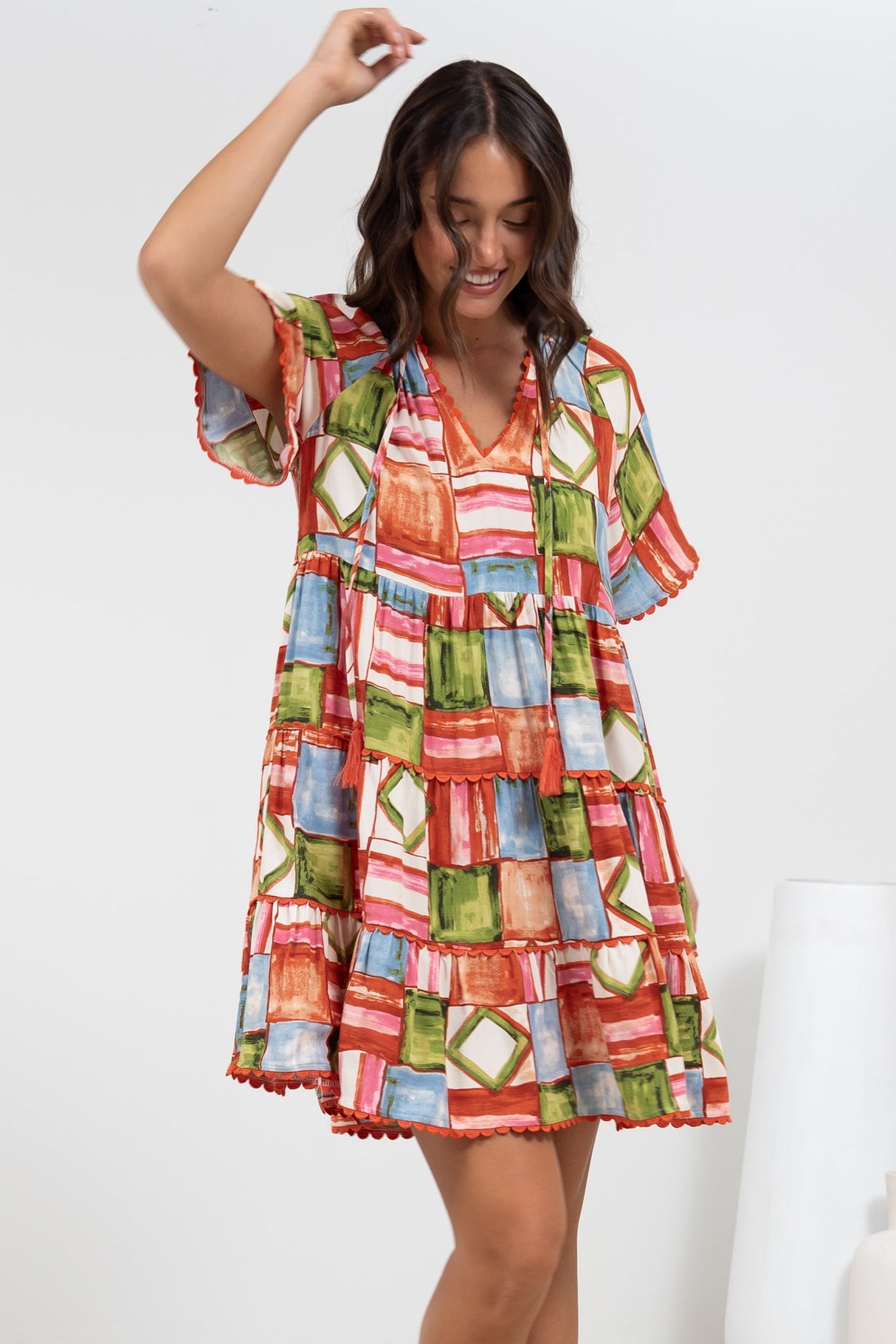 Ginley Mini Dress - V-Neck Scallop Spliced Tiered Dress in Tami Print