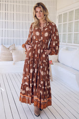 JAASE - Hayley Maxi Dress: Mandarin Collar Tie at Waist Dress in De La Soul Print