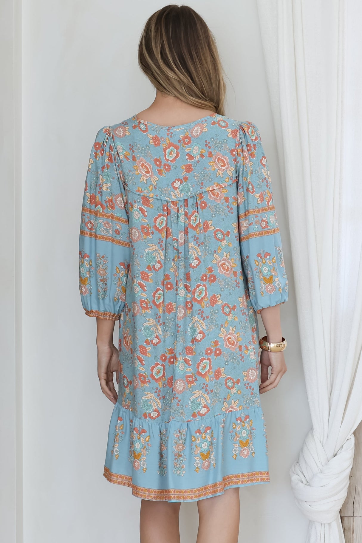 Helda Mini Dress - V-Neck Shift Dress with Balloon Sleeves in Aletta Print Blue