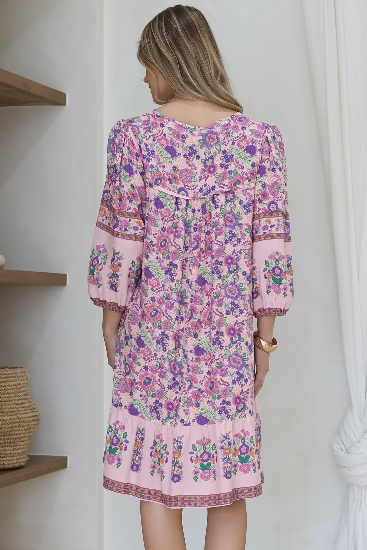 Helda Mini Dress - V-Neck Shift Dress with Balloon Sleeves in Aletta Print Pink