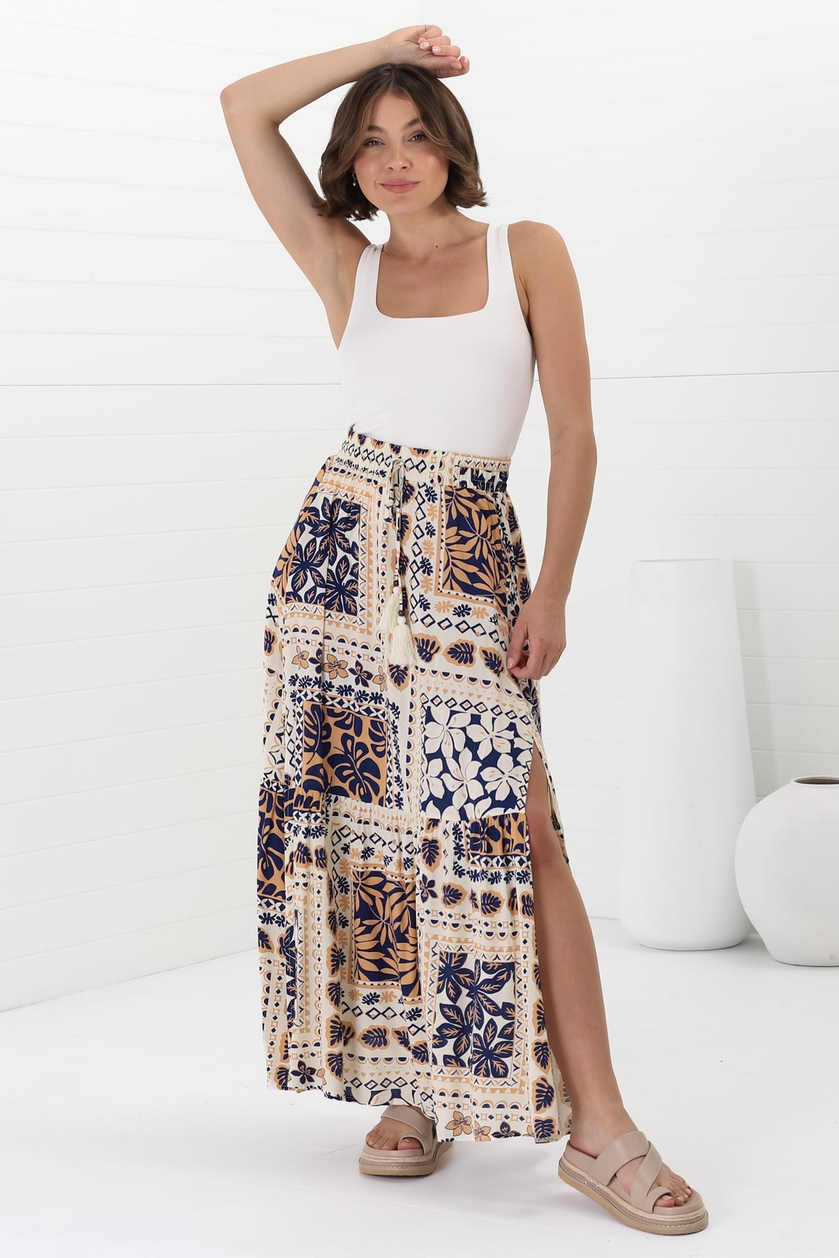 Hellen Maxi Skirt - High Waisted Skirt with Front Splits in Alphy Print