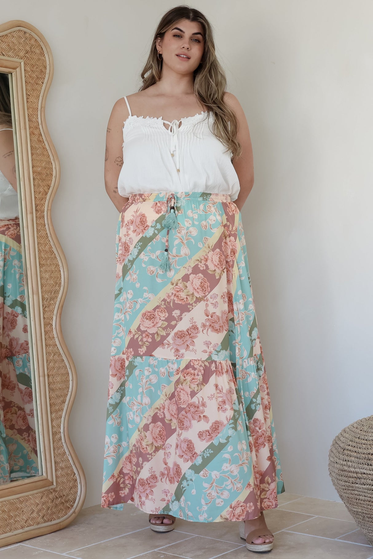 Hellen Maxi Skirt - High Waisted Skirt with Front Splits in Clavelle Print