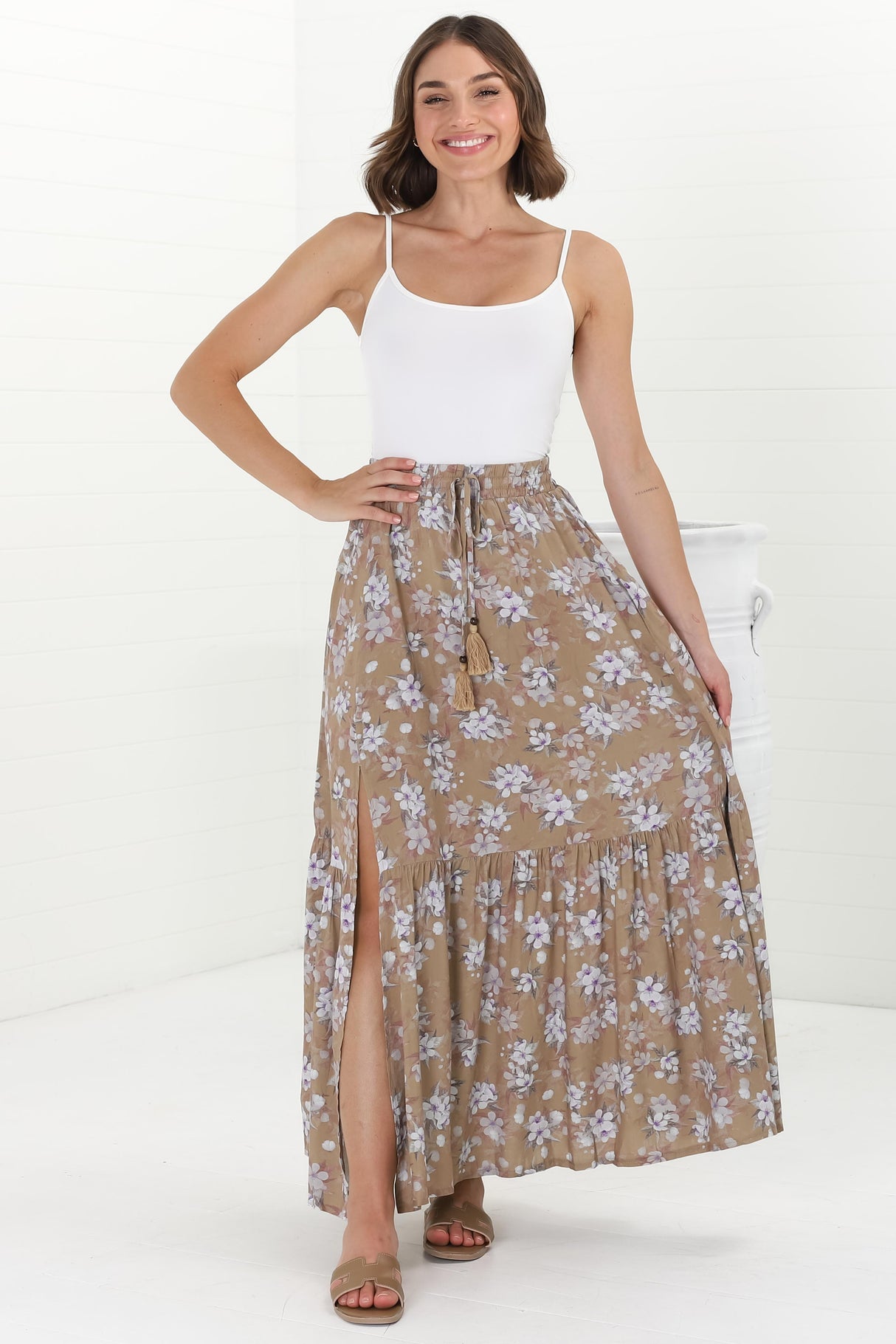 Hellen Maxi Skirt - High Waisted Skirt with Front Splits in Ishaka Print Beige