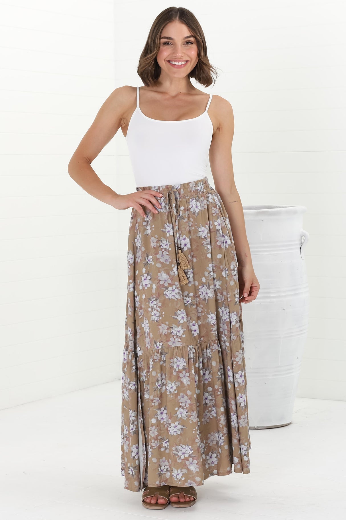 Hellen Maxi Skirt - High Waisted Skirt with Front Splits in Ishaka Print Beige