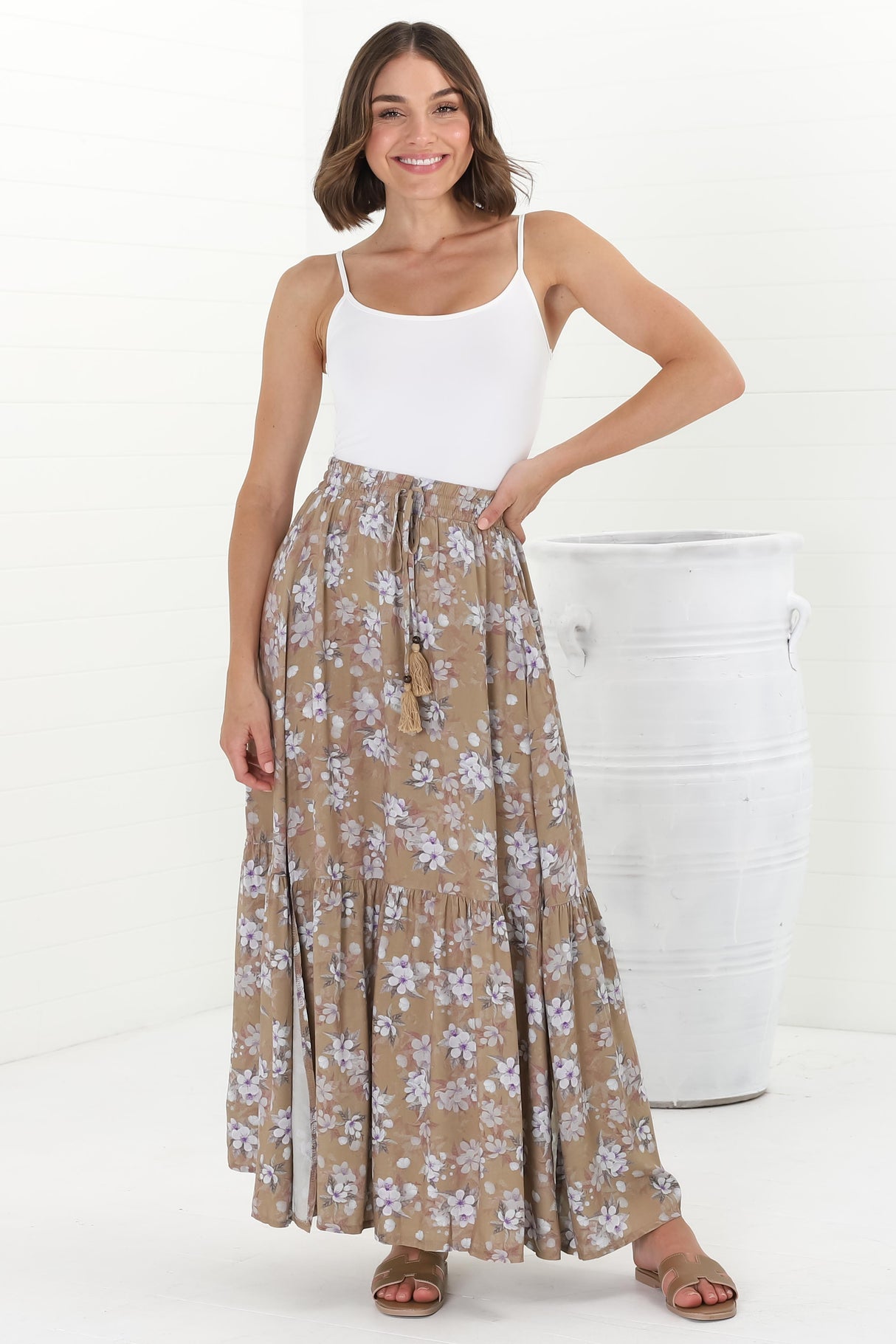 Hellen Maxi Skirt - High Waisted Skirt with Front Splits in Ishaka Print Beige