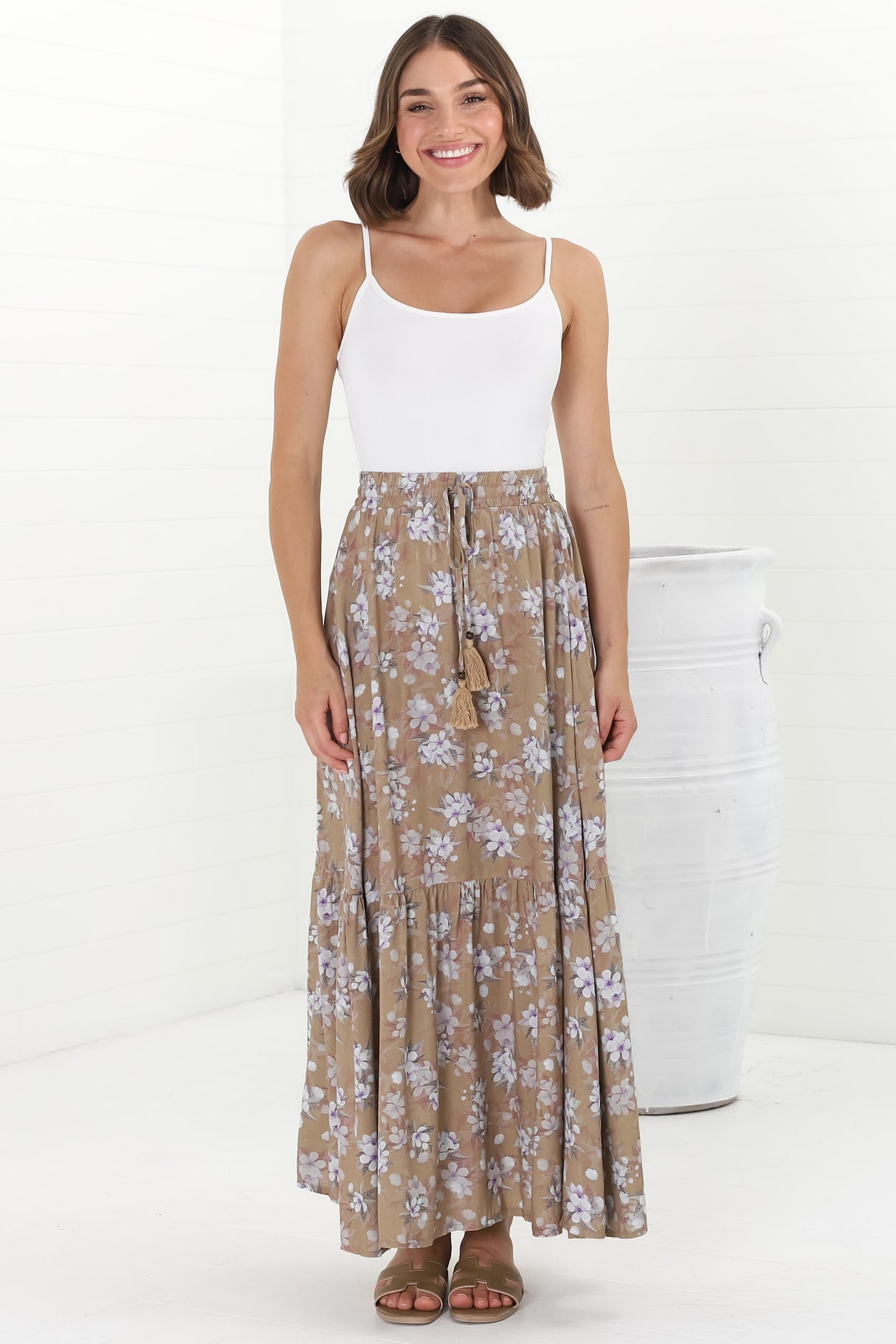 Hellen Maxi Skirt - High Waisted Skirt with Front Splits in Ishaka Print Beige