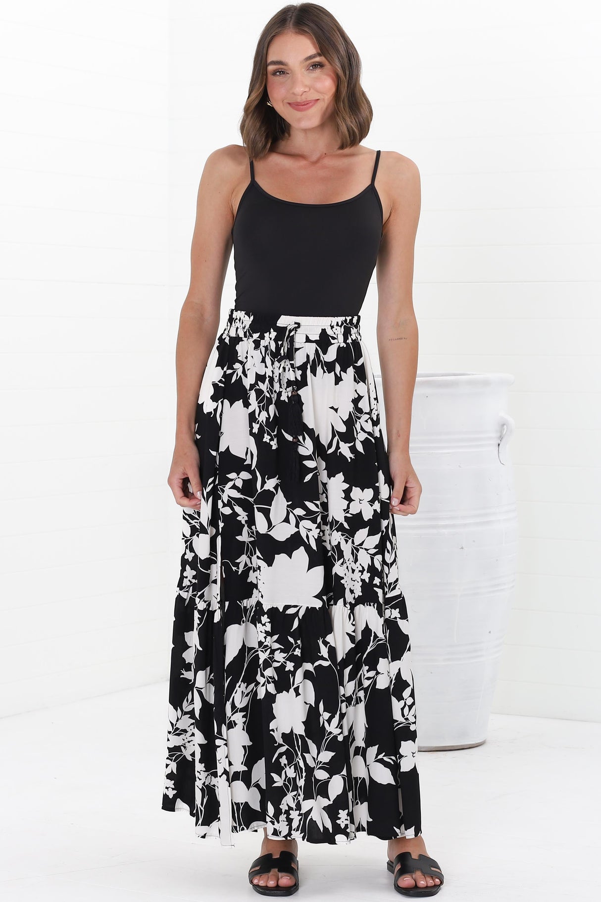 Hellen Maxi Skirt - High Waisted Skirt with Front Splits in Kacia Print Black