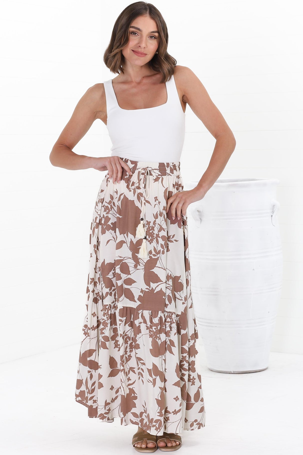 Hellen Maxi Skirt - High Waisted Skirt with Front Splits in Kacia Print Brown