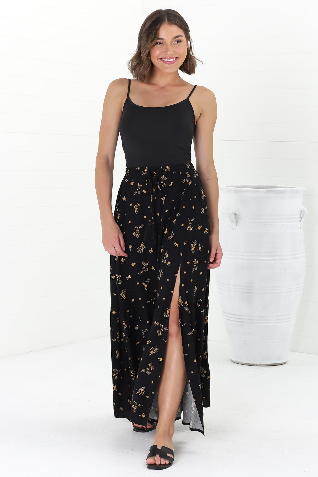 Hellen Maxi Skirt - High Waisted Skirt with Front Splits in Melany Print Black