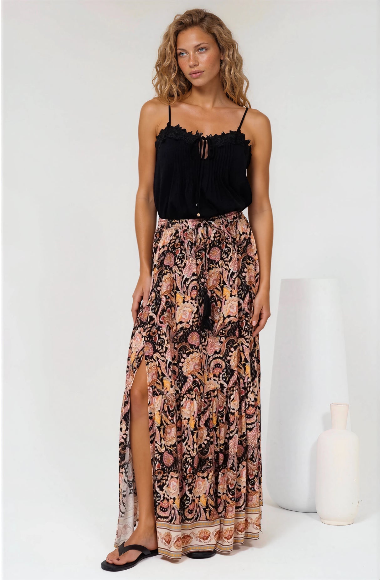 Hellen Maxi Skirt - High Waisted Skirt with Front Splits in Pree Print Black