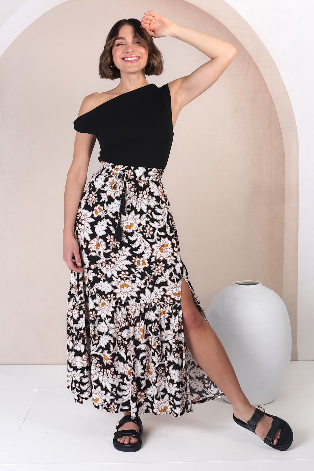 Hellen Maxi Skirt - High Waisted Skirt with Front Splits in Torah Print