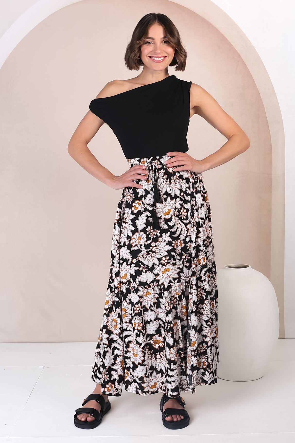 Hellen Maxi Skirt - High Waisted Skirt with Front Splits in Torah Print