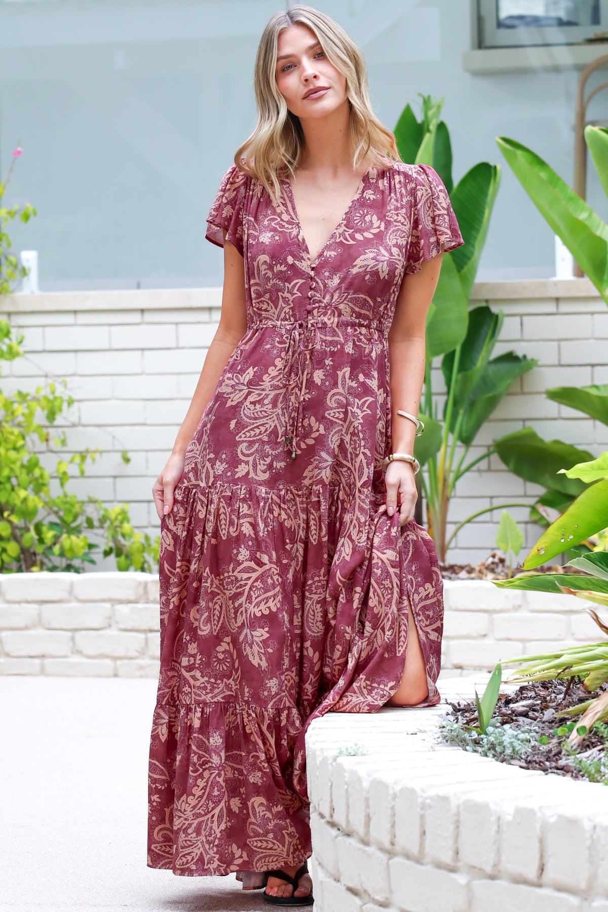 Hetta Maxi Dress - V Neck A Line Dress with Cap Flutter Sleeves in Harlan Print
