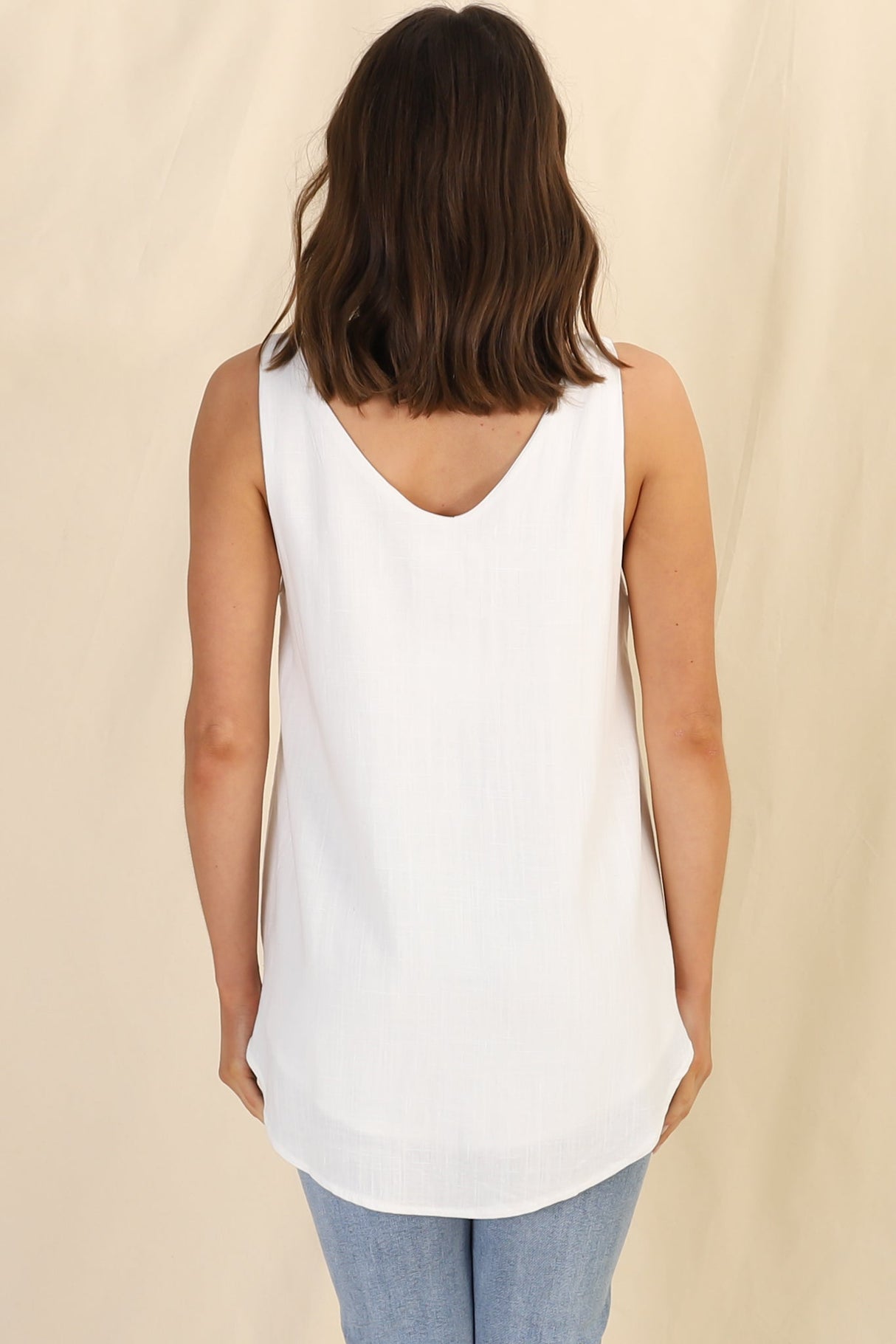 Neide Top - High Low Scoop Hem Sleeveless Top in White